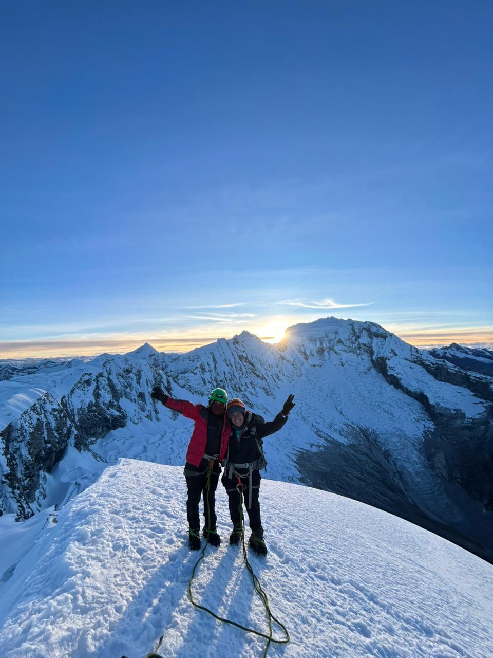 Vallunaraju summit